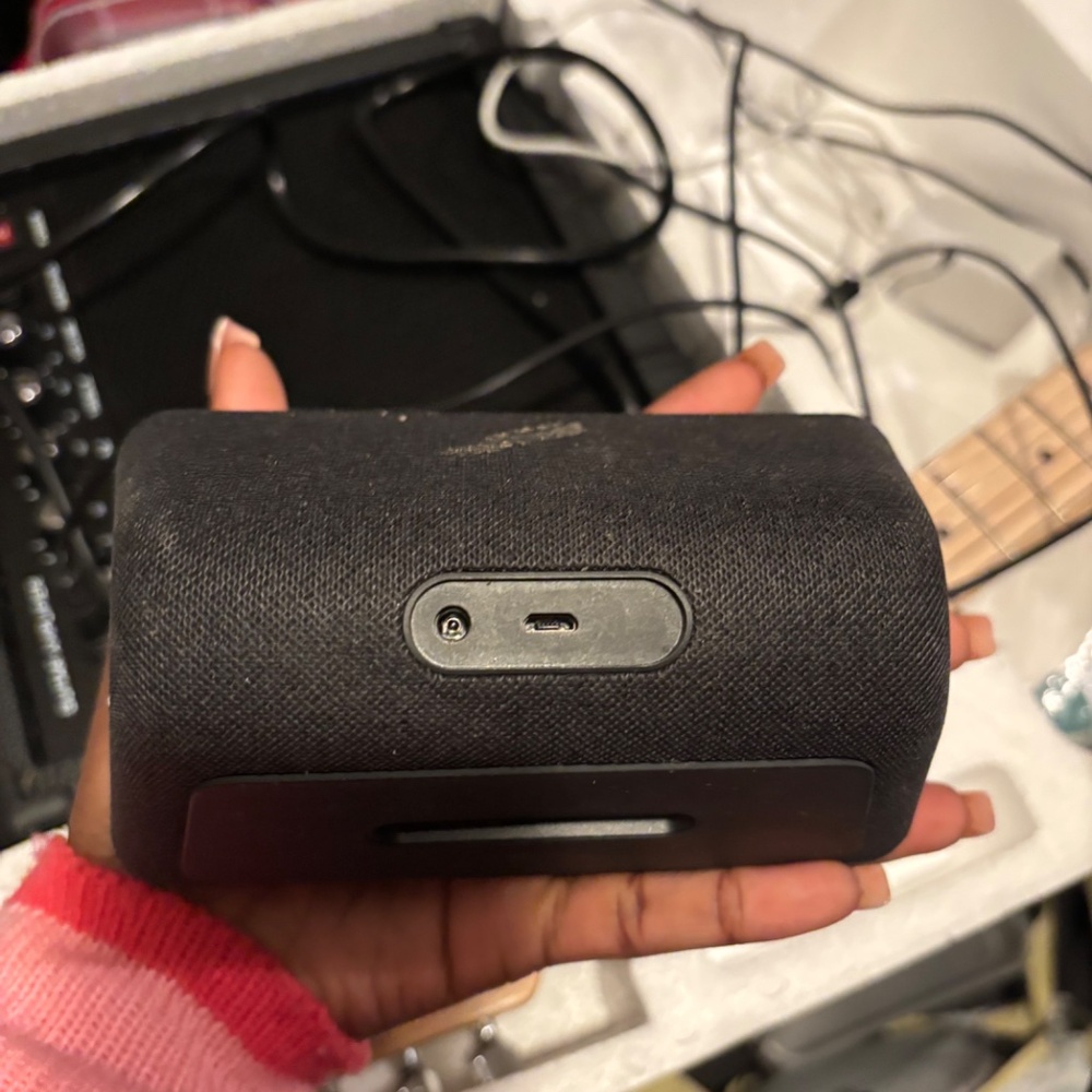 Amazon Alexa - Picture 2 of 2